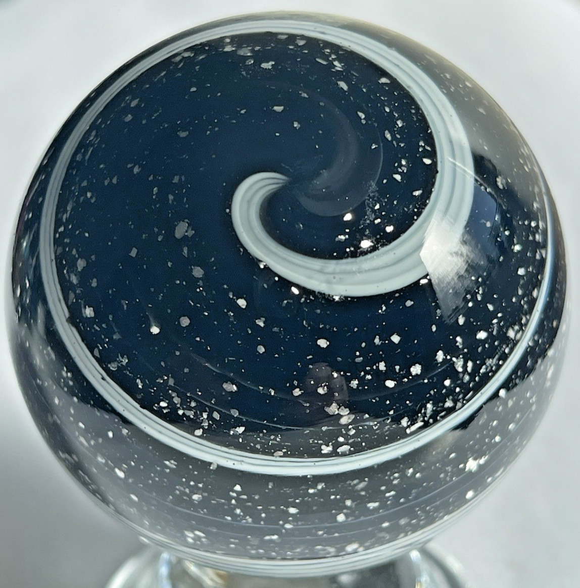 2003 STEVE DAVIS SIGNED MARBLE GLASS ART HUGE 2.18″ LOST IN SPACE SILVER FLAKES