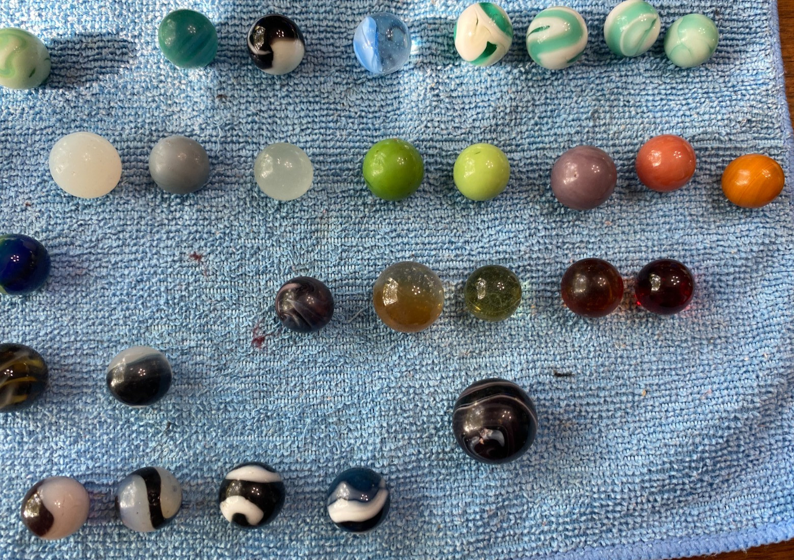 Vintage Lot of 108 Marbles Various Makers Moss Agates Patches Swirl etc