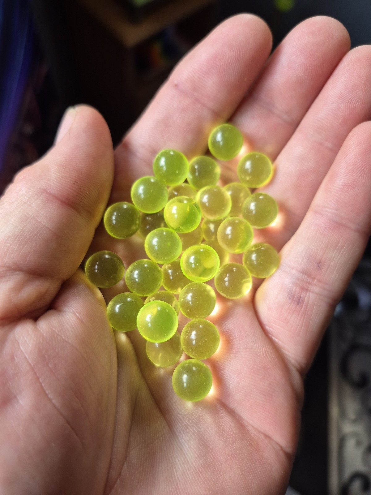 1000 Uranium Glass Marbles 10mm