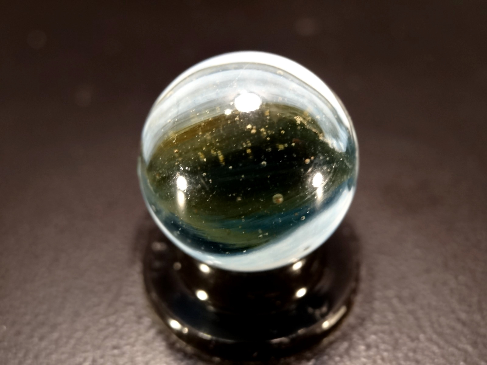 Master Marble ” RARE SUNBURST ” w/MOONIE GLASS Awesome colors Wet Mint