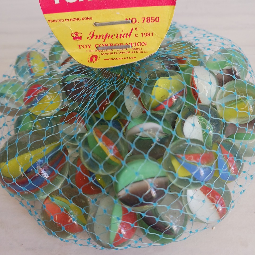 VTG 1981 Imperial 49 Marbles 1 Shooter No.7850 Color Vein RARE Whole Bag NEW