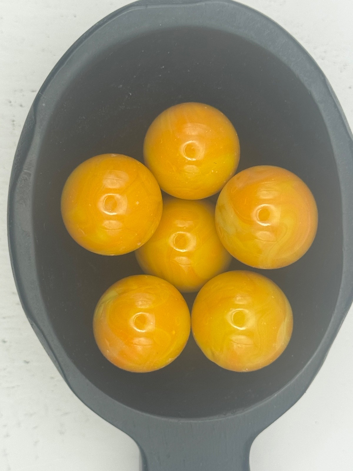 6x 7/8″ , Jabo shooter glows orange under Uv light
