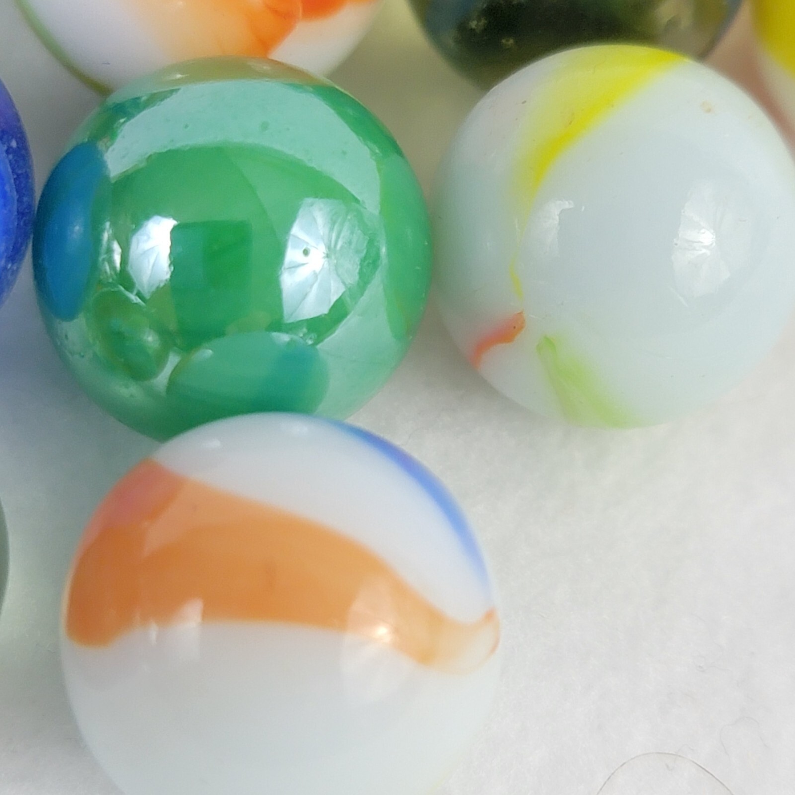 Vintage Glass Marbles Mixed Lot Multicolor 1/2″ Collectible