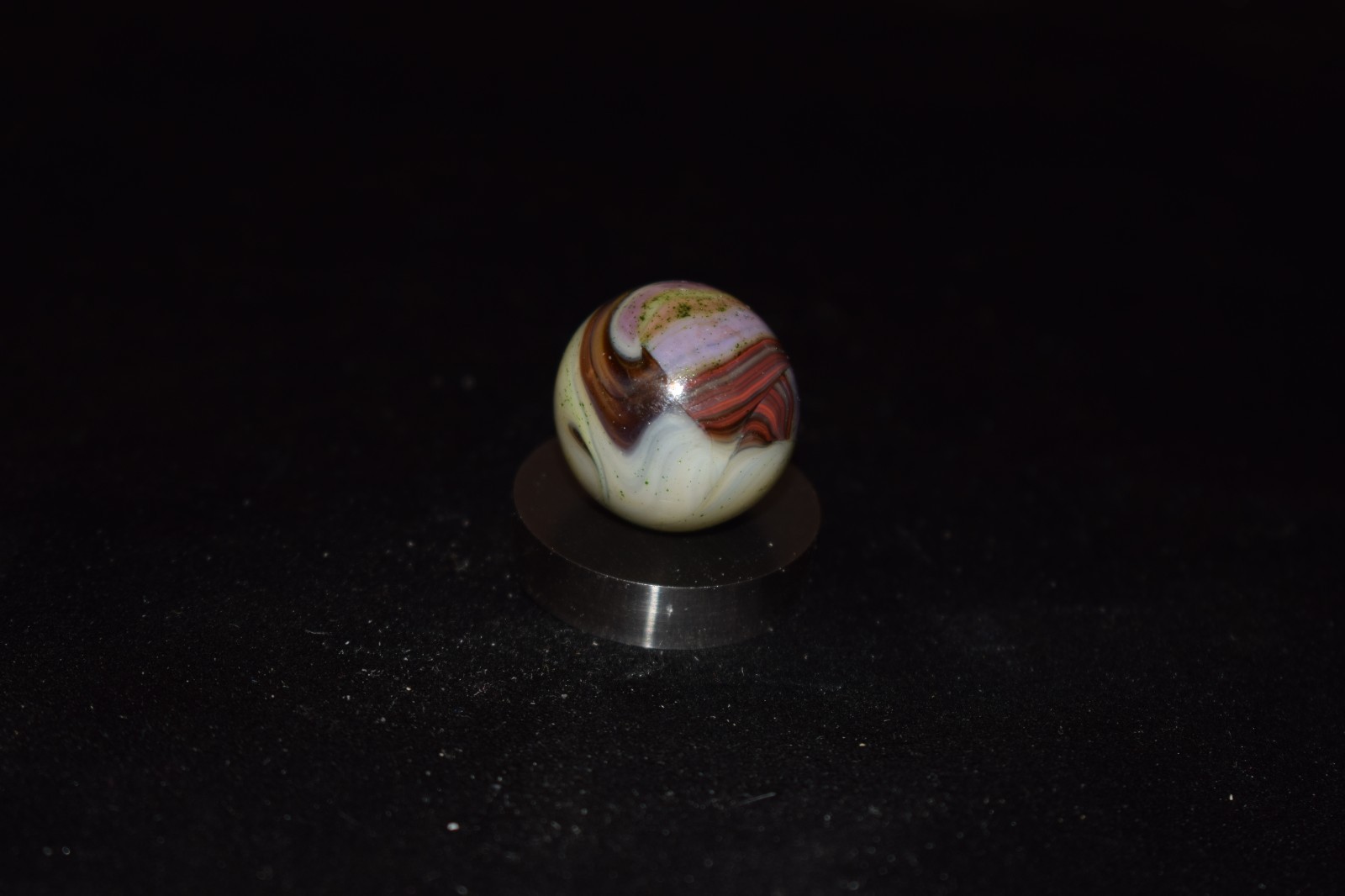 👀➖⏩JABO Badger Run🟪 Lavender Aventurine Collectors Marble Size .796″=20mm MINT