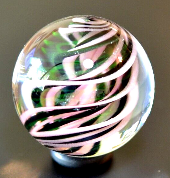 JOSHUA JUSTICE GLASS MARBLE/1.388″-ROSE/GREEN LUTZ BLACKLIGHT TORNADO/NEON GREEN