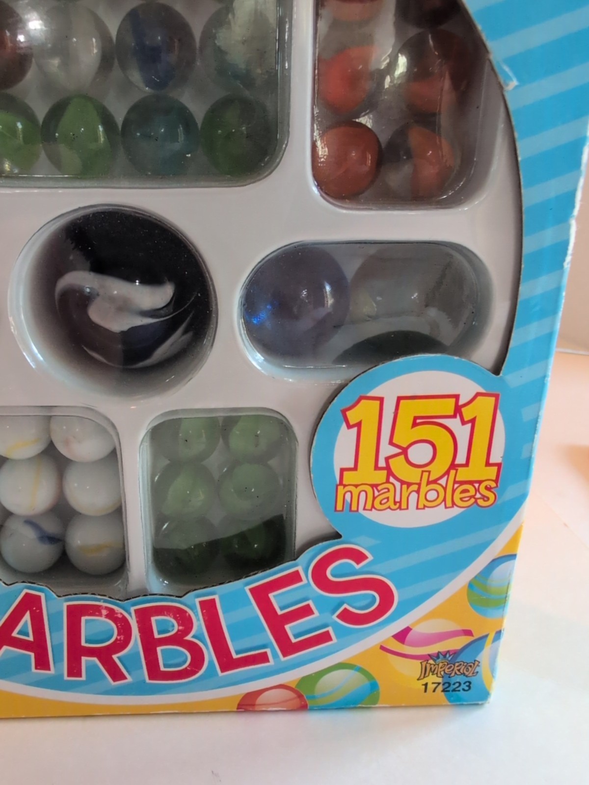2013 Imperial Toy Corp AMAZING Marbles 151 Marbles & Game Booklet Jumbo Shooter