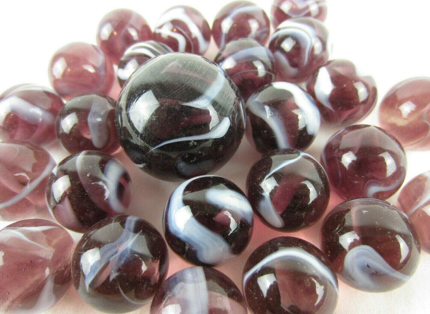 25 Glass Marbles OCTOPUS Amethyst Purple/White Stripe Shooter game style Swirl