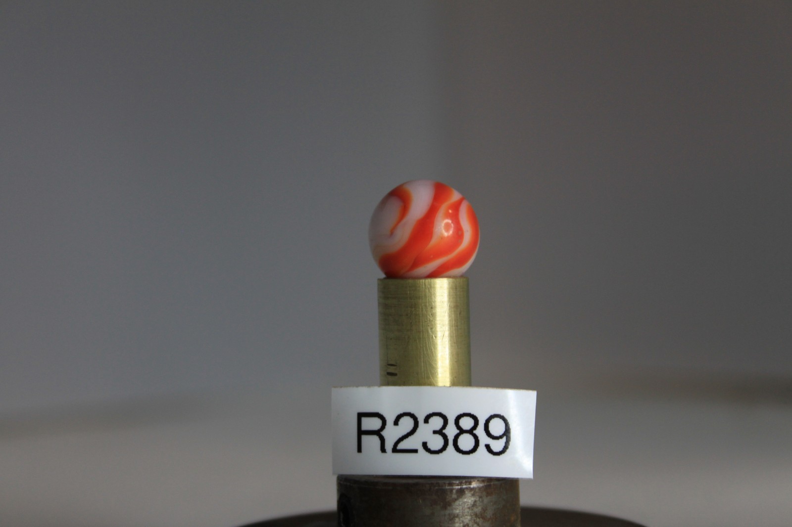 PELTIER GLASS MARBLE RED FLAME SPIRAL ZEBRA OPAQUE WHITE 5/8″ VINTAGE TARGET