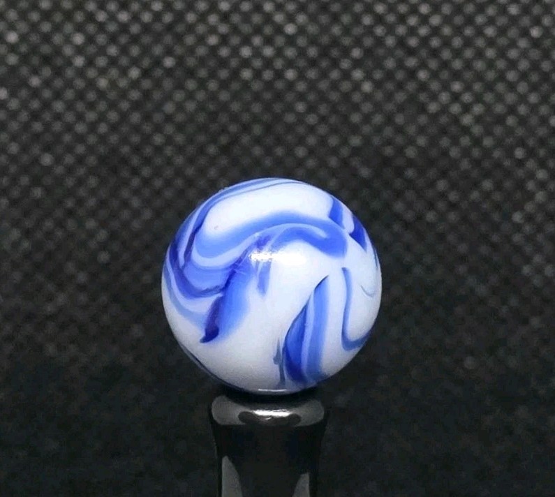 VINTAGE ALLEY AGATE FLAME (0.61″) MINT