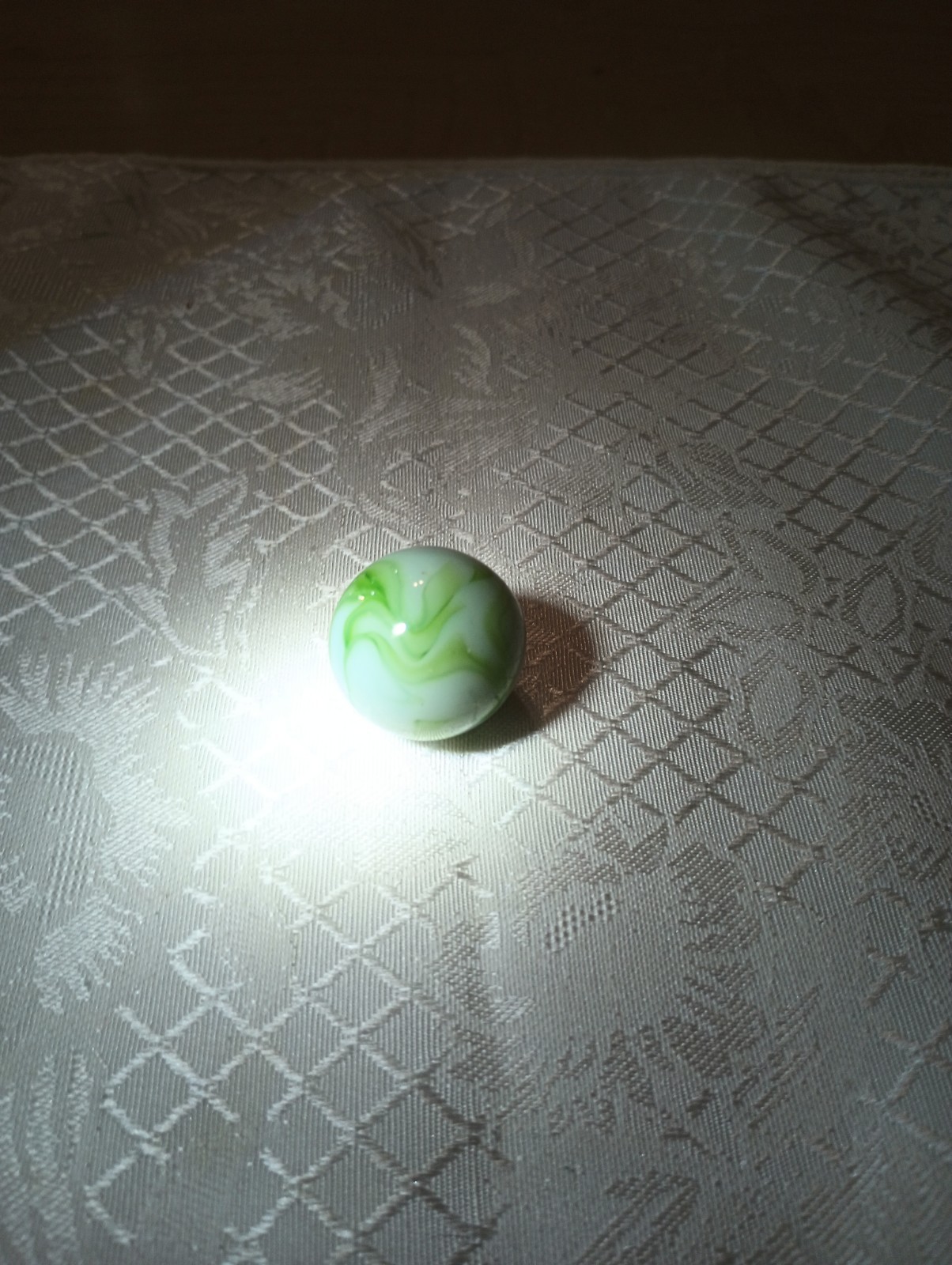 Vintage 1 Inch Opaque Green Marble Shooter Swirl Collectible