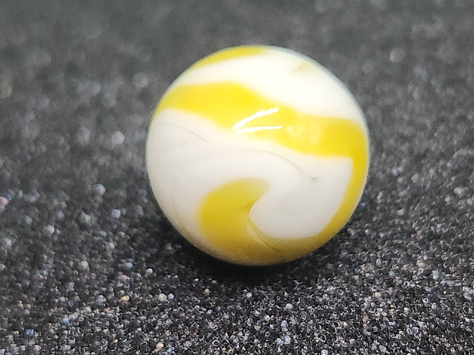 Vintage Art Glass Marble White Milk Cream Yellow Lemon Candy Jolly Rancher Swirl