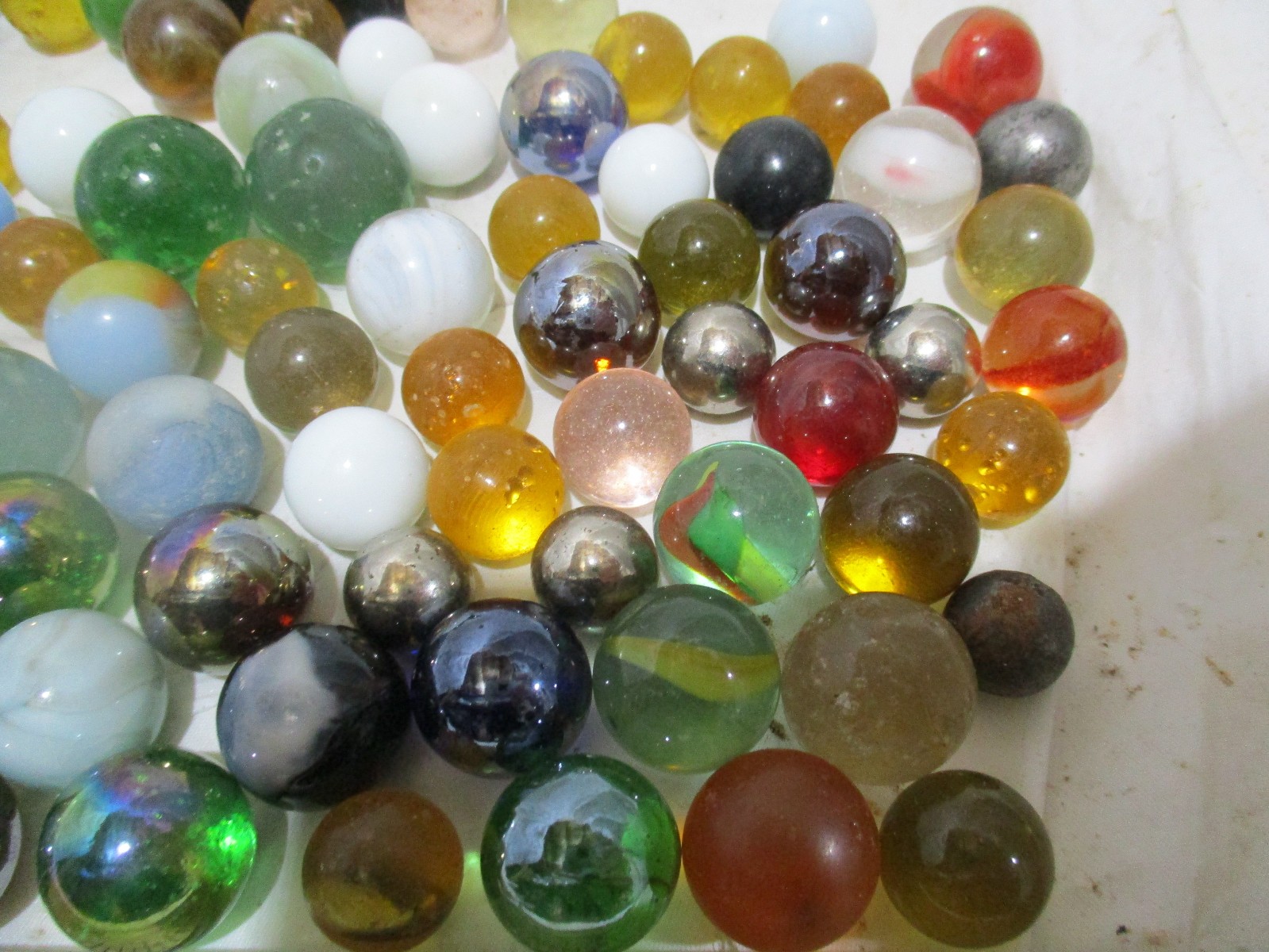 Lot of 75+ Vtg Glass Marbles Confetti White Green Blue Assortment