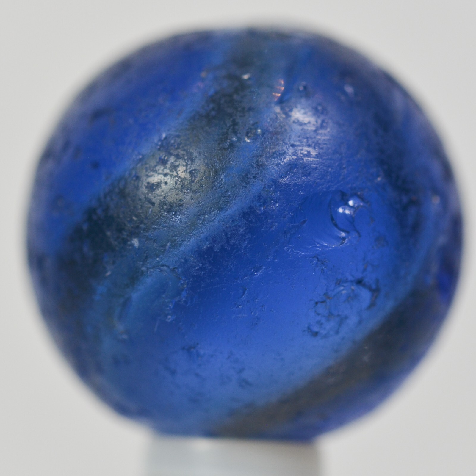 Handmade White Ribbon Lutz Marble Blue Base 3/4 in, Collectible, Germany S1393