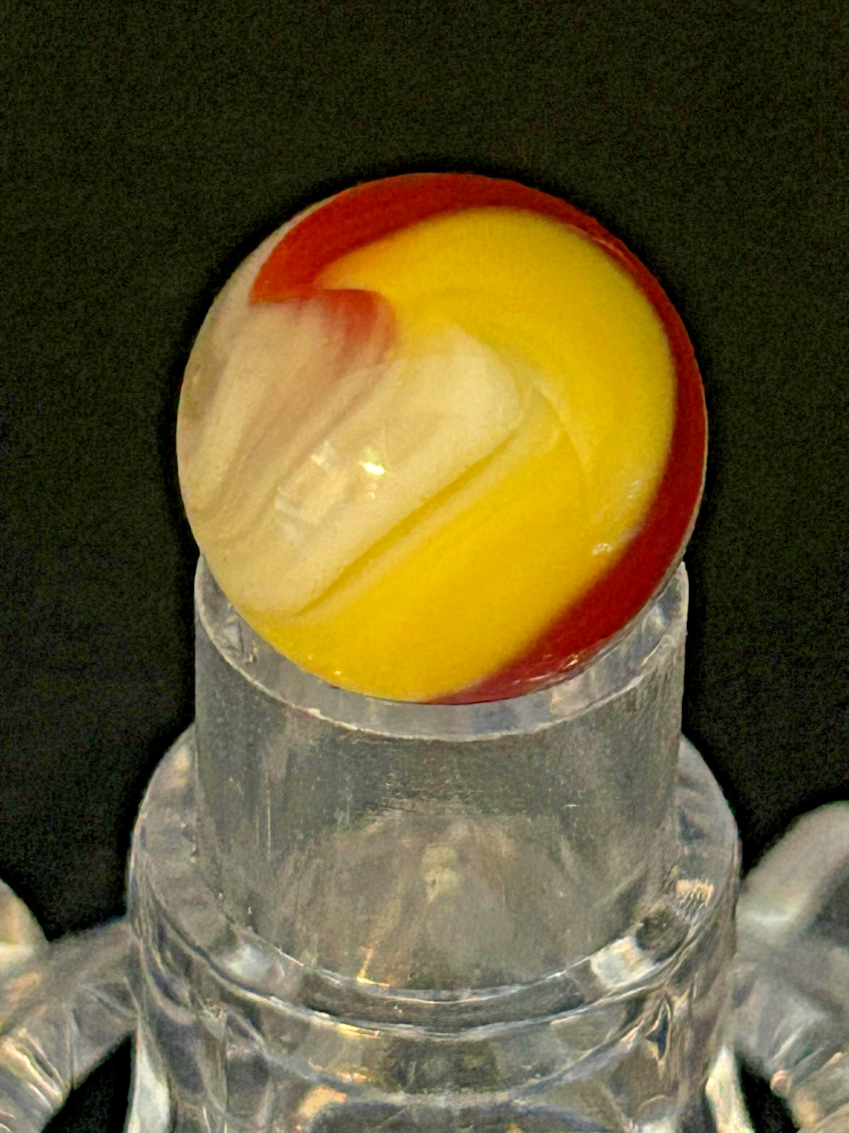 Vintage Akro Agate Popeye Marble, Red/Yellow/White, UV+, .62″, Wet Mint, AP9