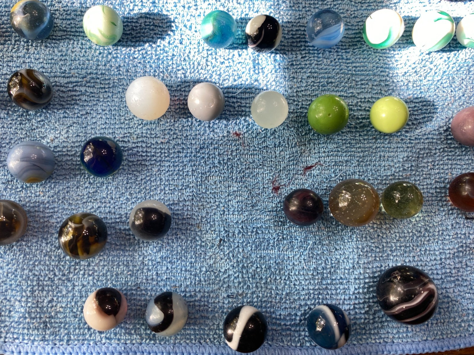 Vintage Lot of 108 Marbles Various Makers Moss Agates Patches Swirl etc