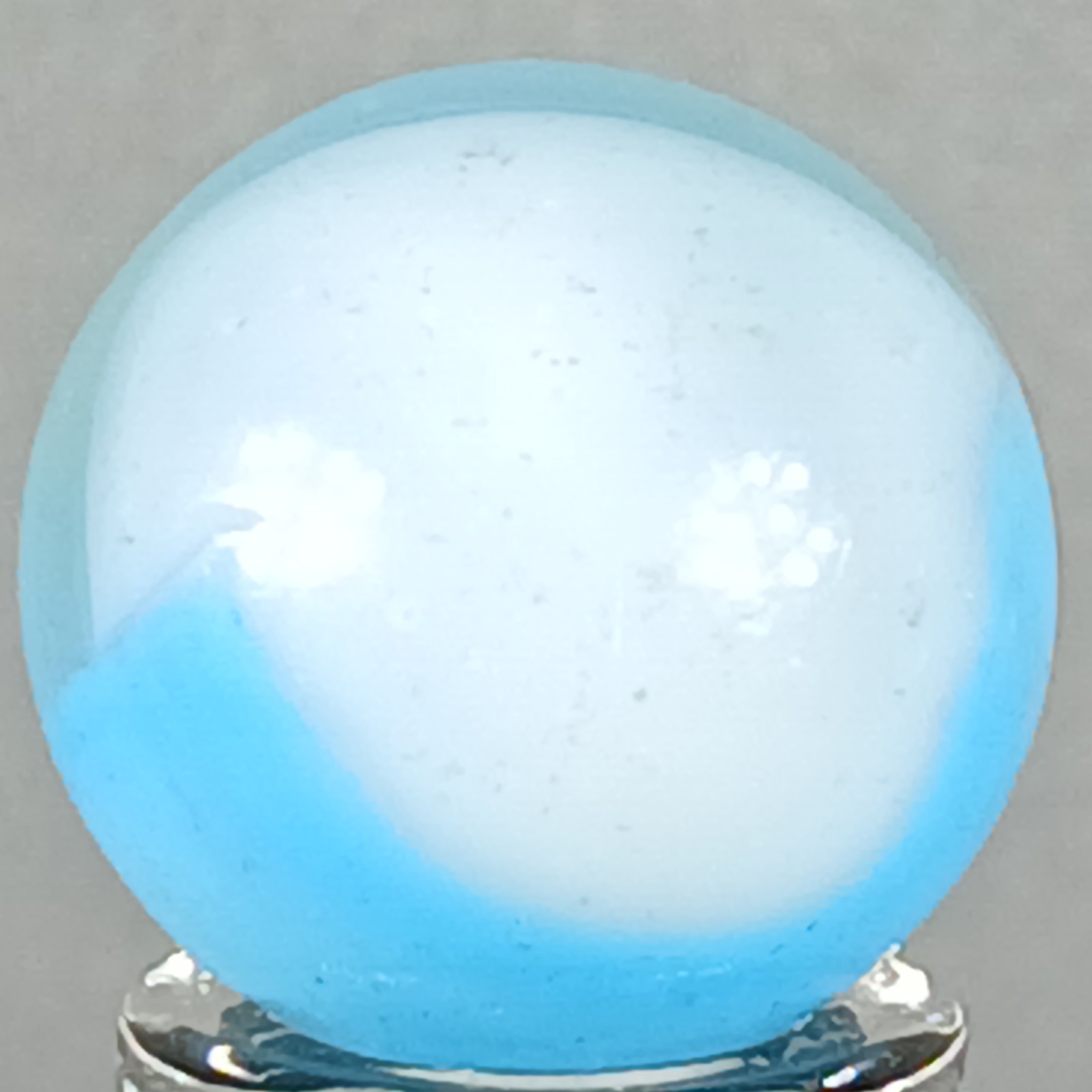 Vintage Vitro Conqueror Marble .60 Inches Near-Mint Condition Combined Shipping