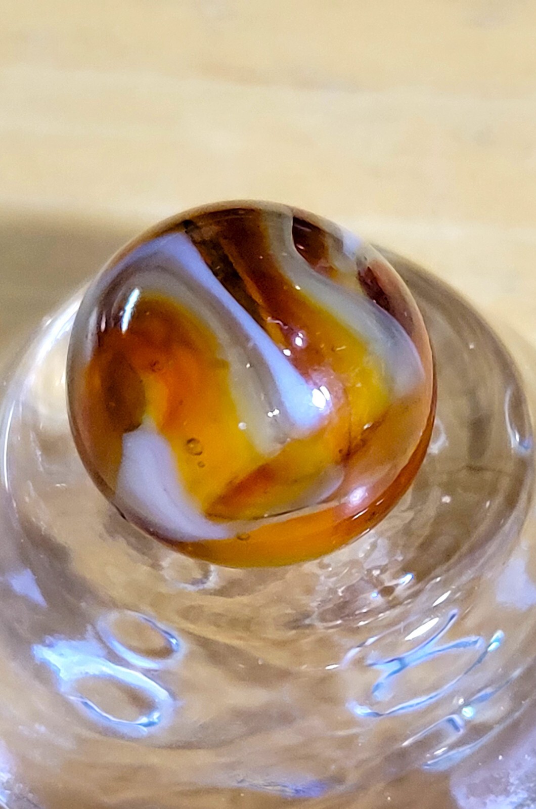 CAC M.F. CHRISTENSEN 0.66 AGATE CO. 1925-33 AMBER SWIRL FLAMES NM/MT +- MA1