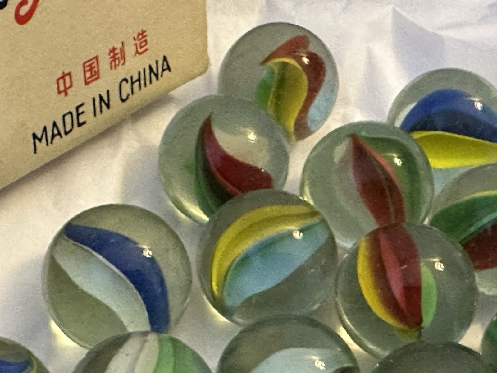 Vtg glass marbles 1”. gm-004 Shooters. 25 count in box. Color Cat-eyes. NIB
