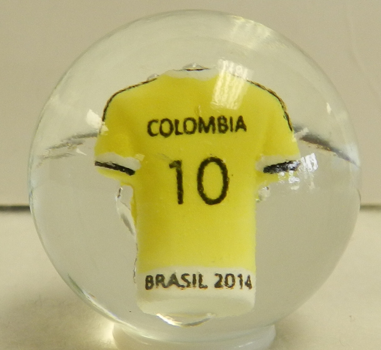#18106m Colombia Winners Soccer Football Jersey Sulphide Marble 1.35 Inches