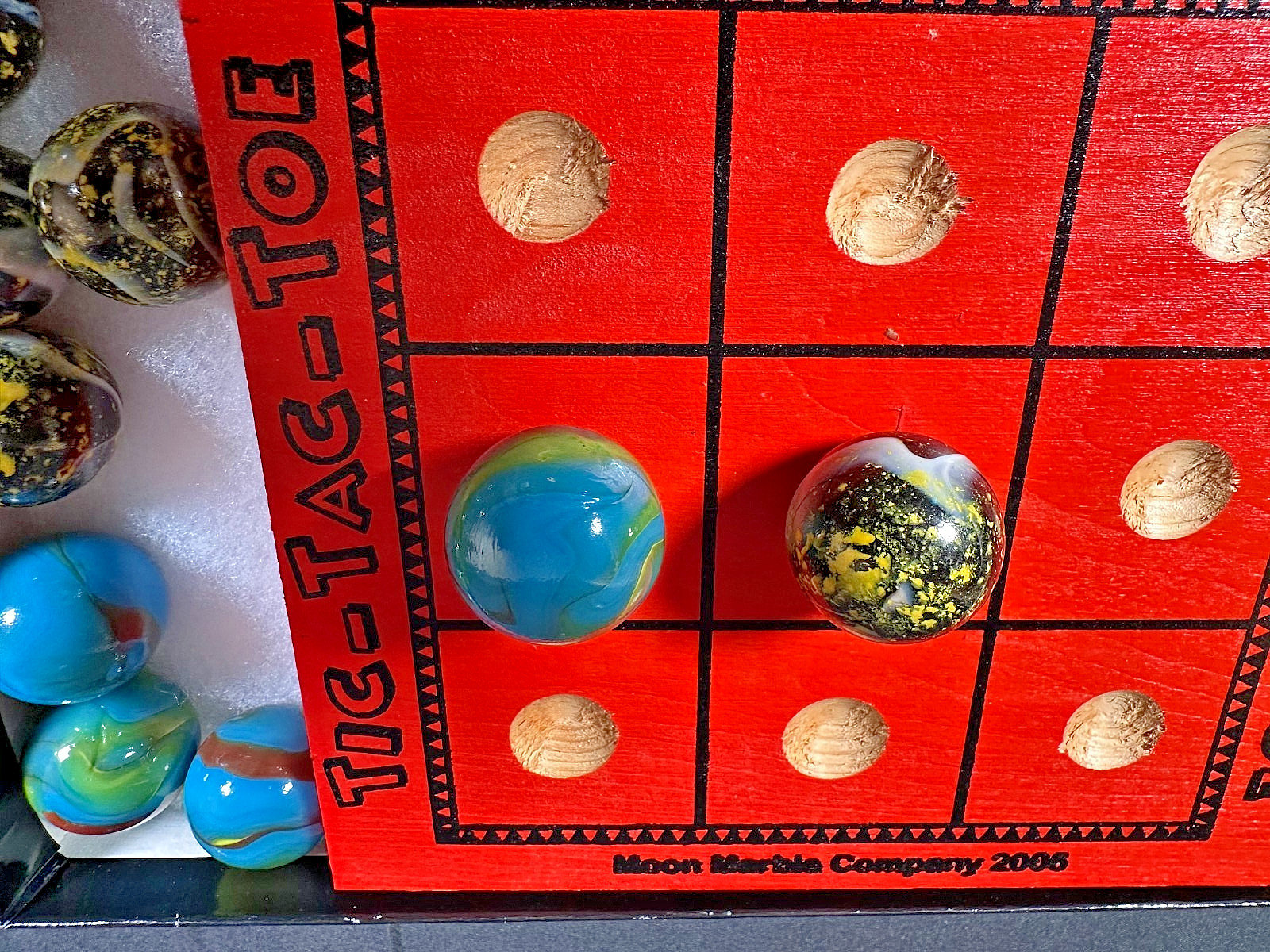 Vintage 2006 Moon Marble Company Tic-Tac-Toe Game Wooden Board Boulder Marbles