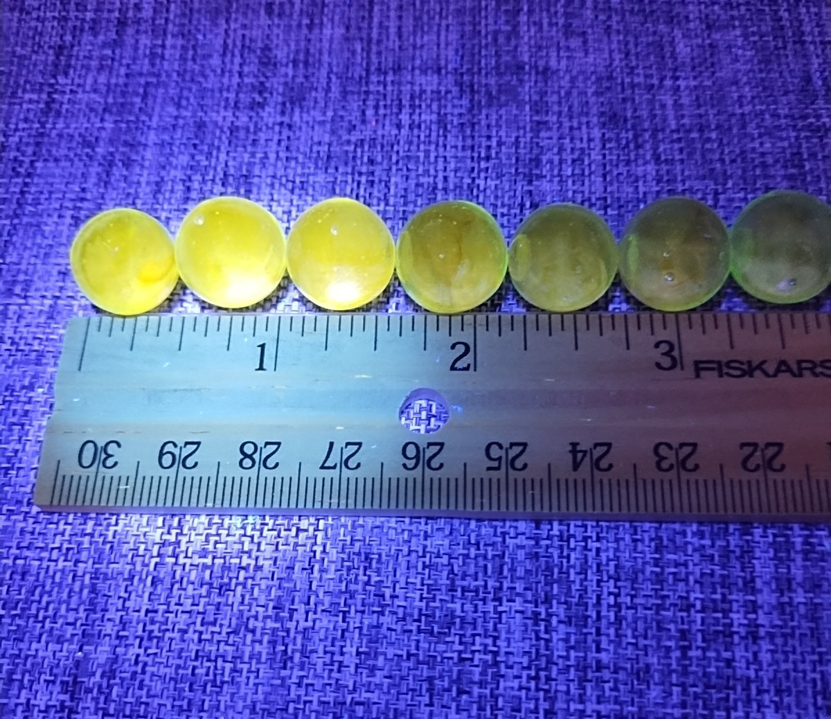 Lot of 10 Light Aqua Green/Blue Uranium Marbles UV Glow Peewees