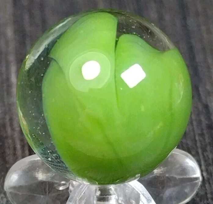 NM+ Lime Green Victory Style Patch Clear Base Vitro ? Glass Vintage Marbles .60″