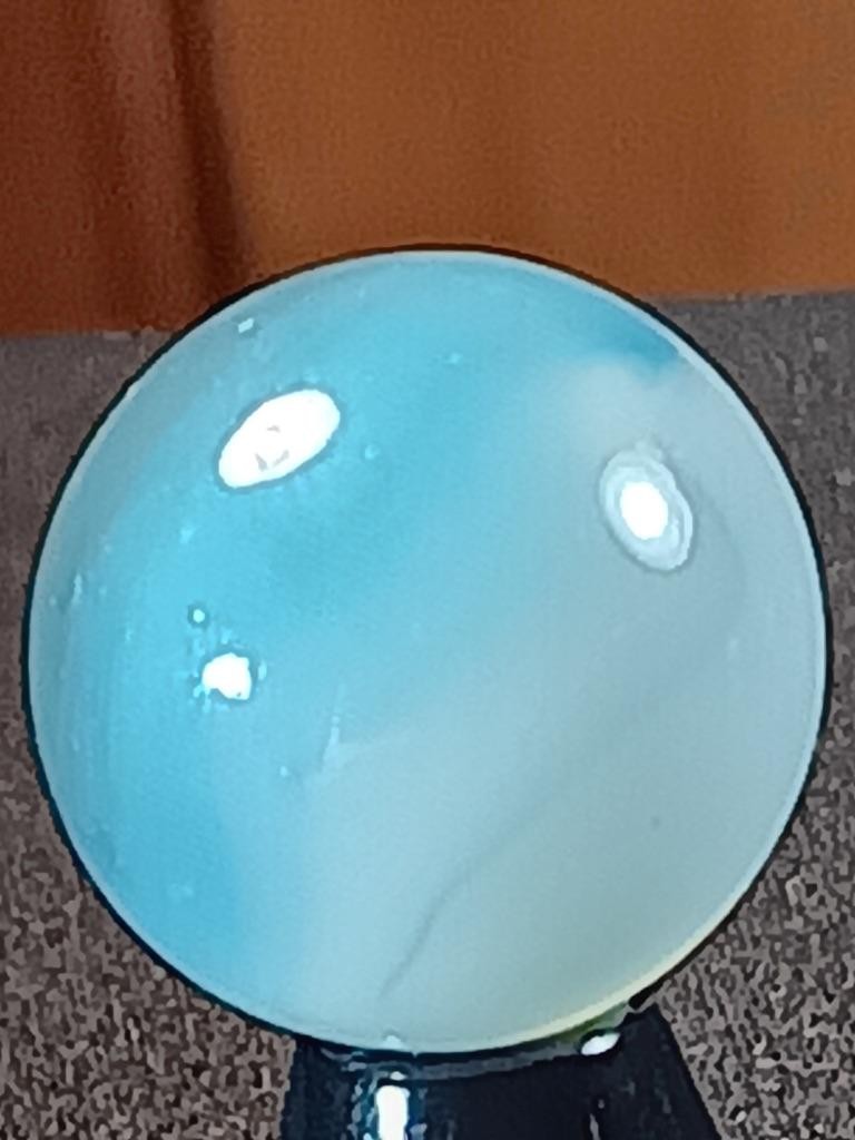 5/8″ Vitro Tahiti Sea Blue Ice White Ribbon Patch on Clear Serious Marble B131