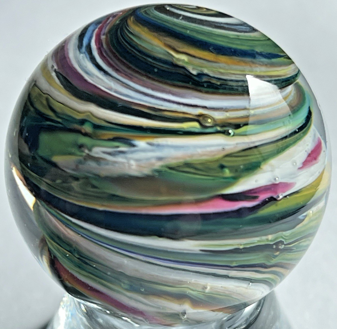 RICK DAVIS MARBLE SIGNED HANDMADE GLASS ART 1.44″ RED GREEN BLUE SWIRL