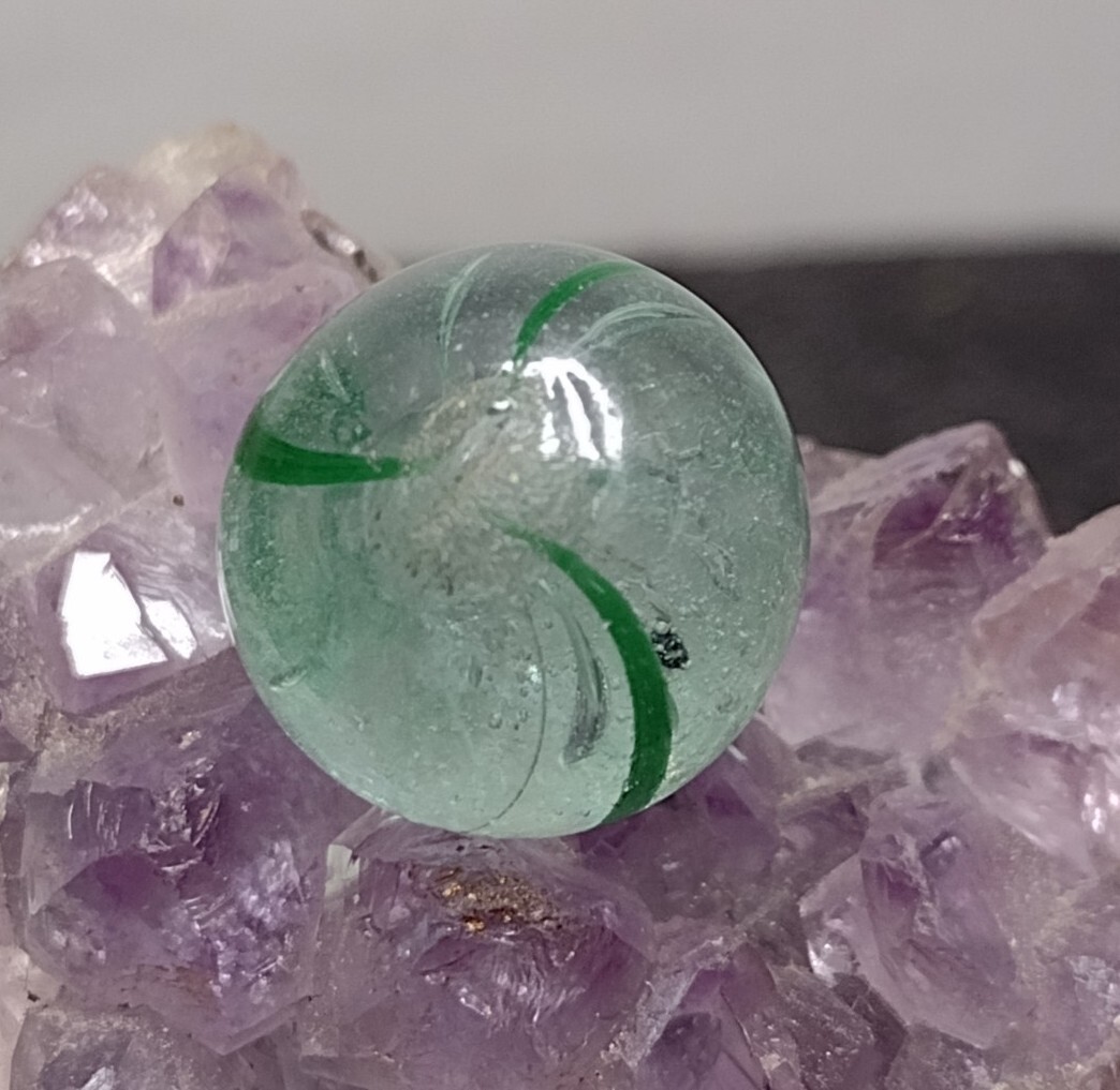 WOW Clear Base Green Banded Transparent EOD Swirl Antique German Marbles .60″ NM