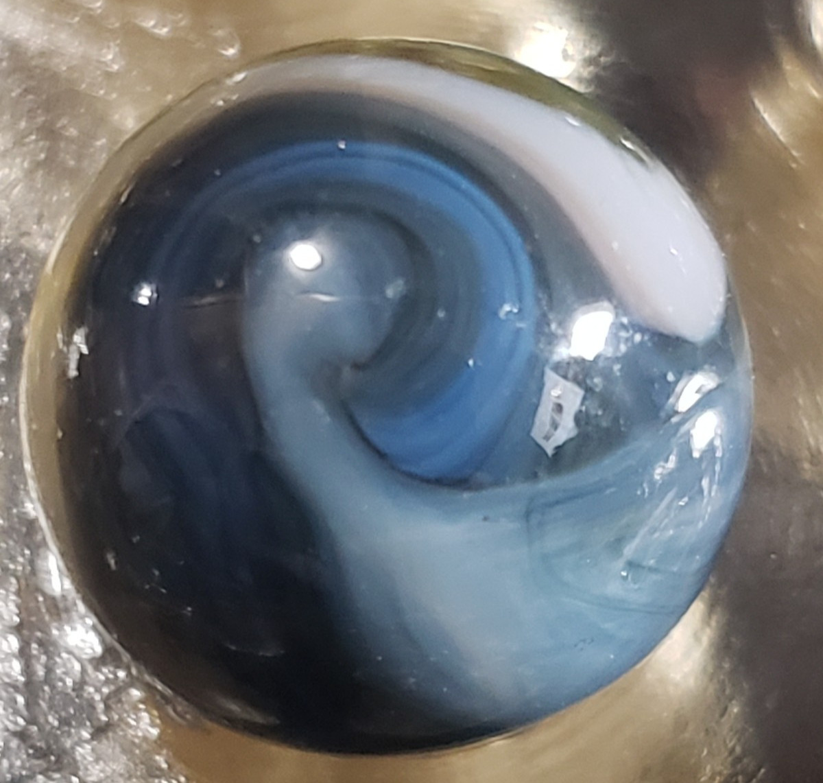 HTF GORGEOUS Akro Agate Blue n Gray Popeye HYBRID Amber Base WET MINT SZ 5/8