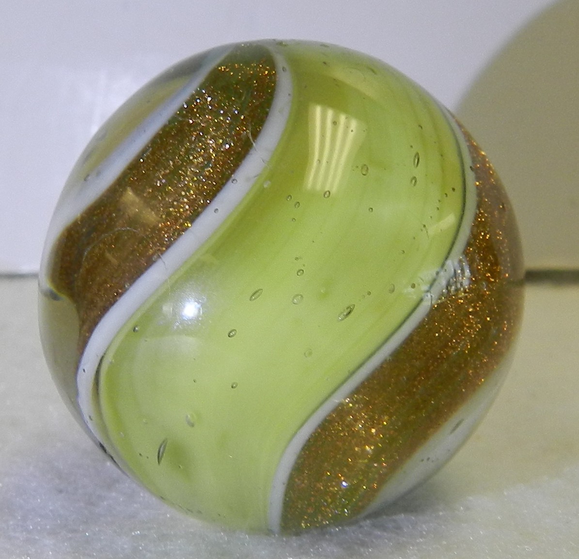 #19661m Nice Large 1.39 Inches German Handmade 2 Color Ribbon Lutz Marble
