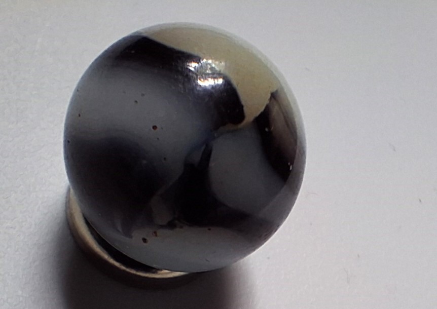 Vintage Peltier Glass NLR AV Zebra Marble .62 Inches