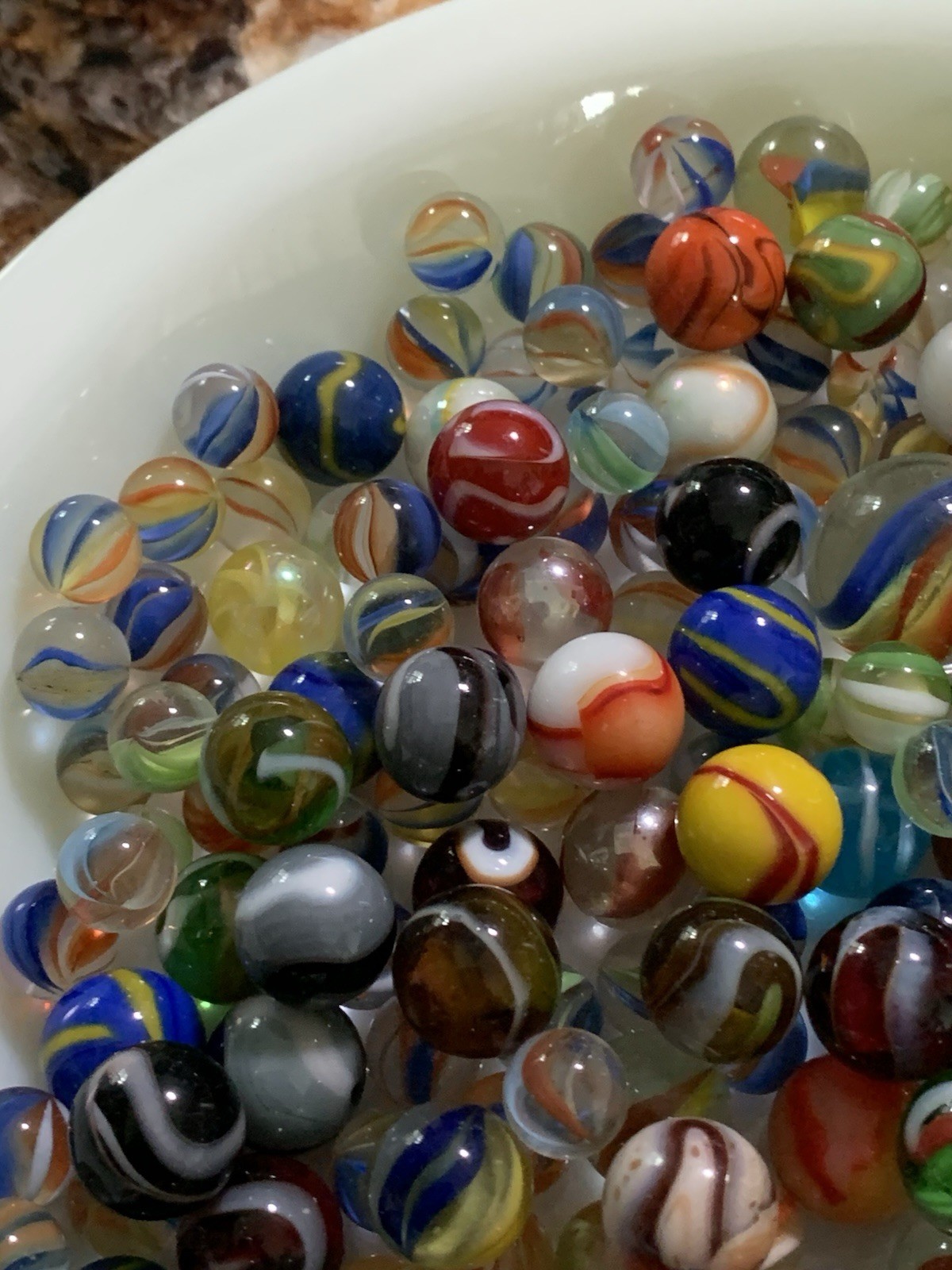 130 Assorted Marbles Mixed Lot Cats Eyes/ Peewees/Bloodies Etc,