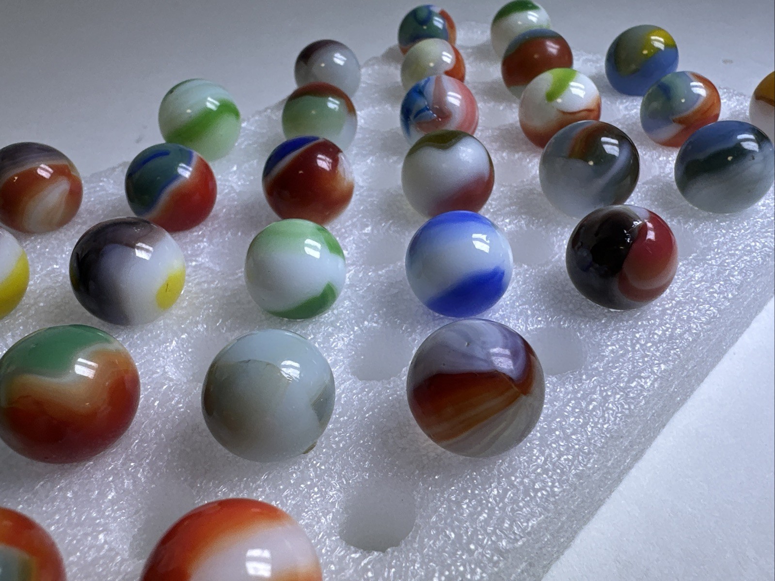 348 Awesome Mixed Lot Of 30 Vintage Vitro Agate Marbles!