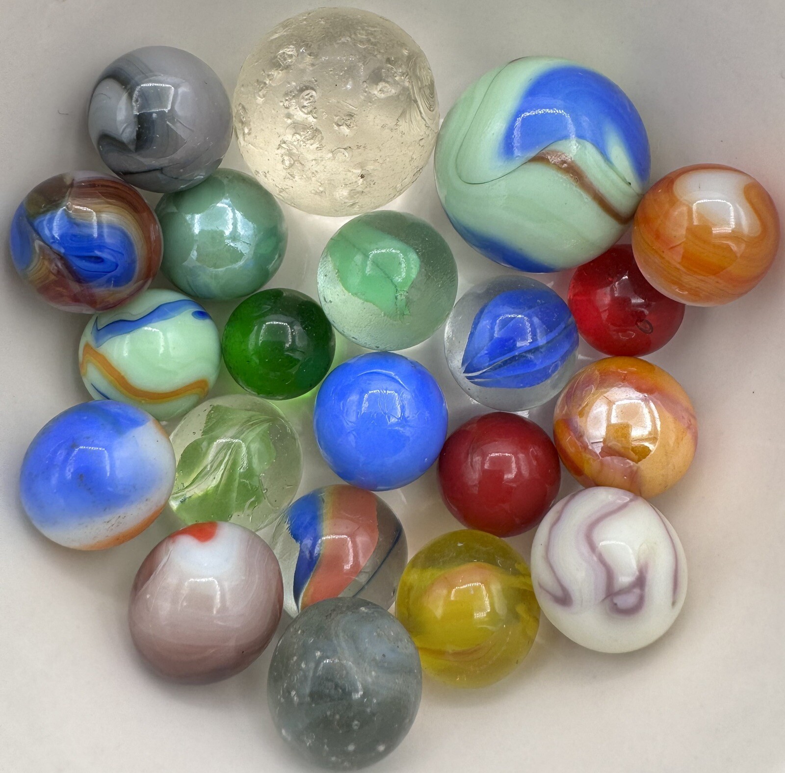 Vintage Marble Lot Of MARBLES UV Reactive Cadmium Uranium Lot #34