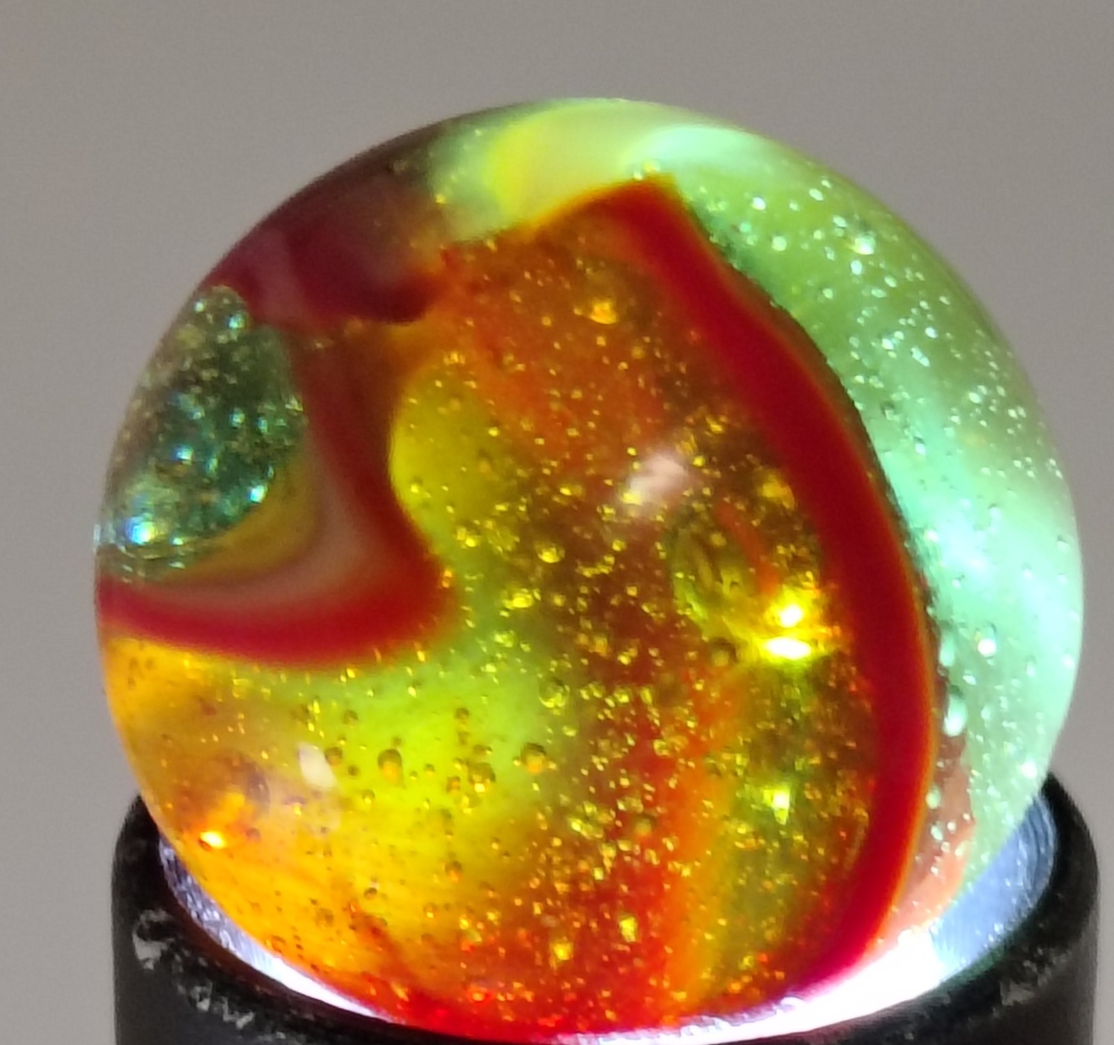 Vintage Peltier Glass Marble 0.62″ NLR Muddy Rainbow NM Condition