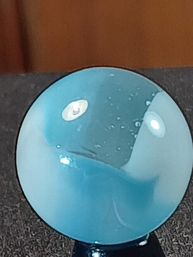 5/8″ Vitro Tahiti Sea Blue Ice White Ribbon Patch on Clear Serious Marble B131