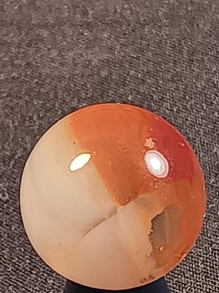 5/8″ Peltier Warm Red Wispy White Sunset Rainbo Near Mint Serious Marble A600