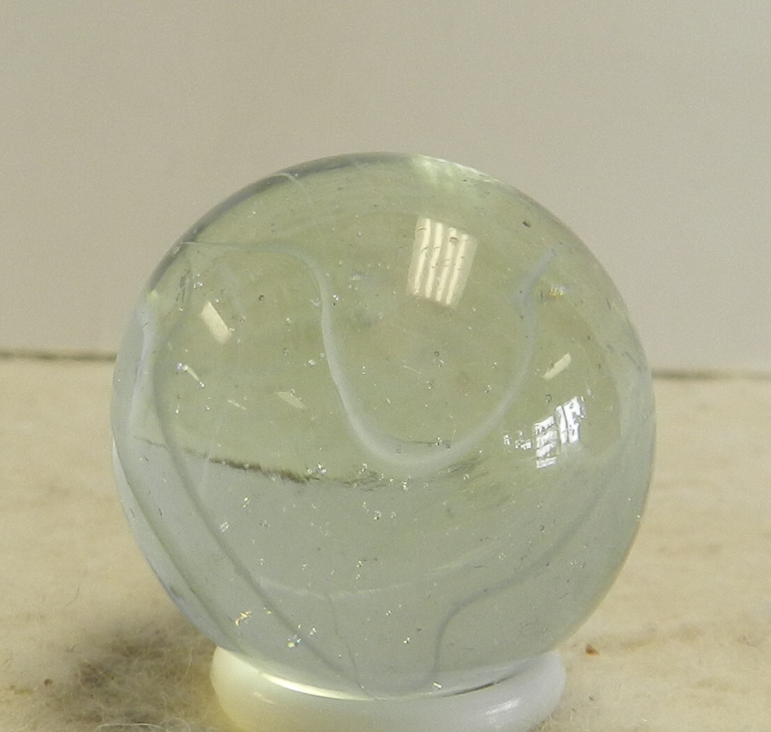 #16377m Faint But Cool Vitro Agate Horseshoe Cat’s Eye Shooter Marble .90 In