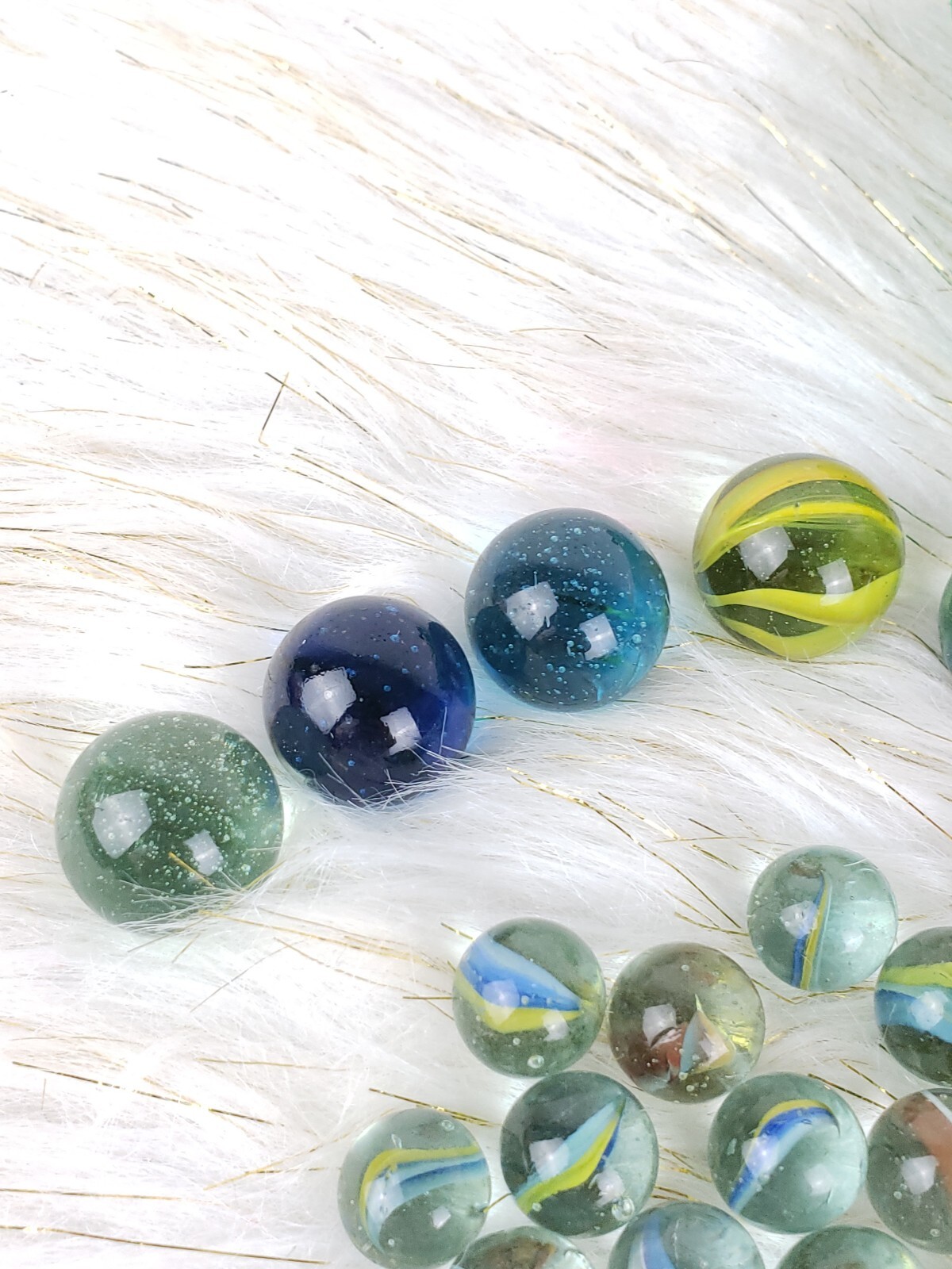 Vintage Bag Of 75 Cat’s Eye Marbles in Original Green Vinyl Bag Made in Taiwan