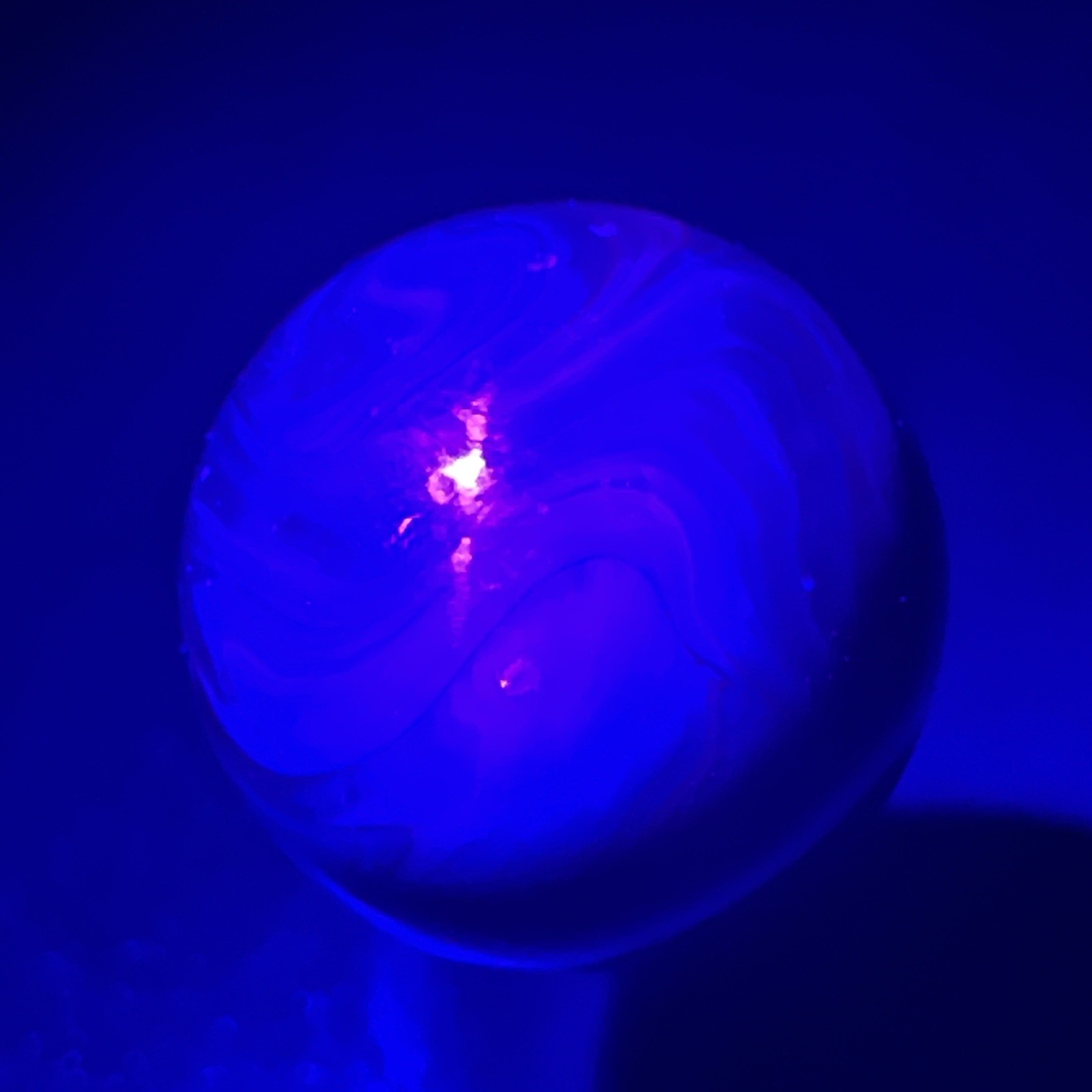 Vintage Shooter Marble .941 Glows In UV Light (20)