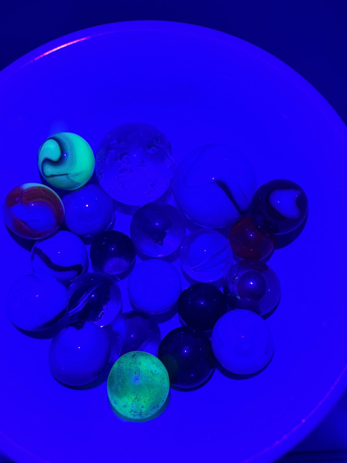 Vintage Marble Lot Of MARBLES UV Reactive Cadmium Uranium Lot #34
