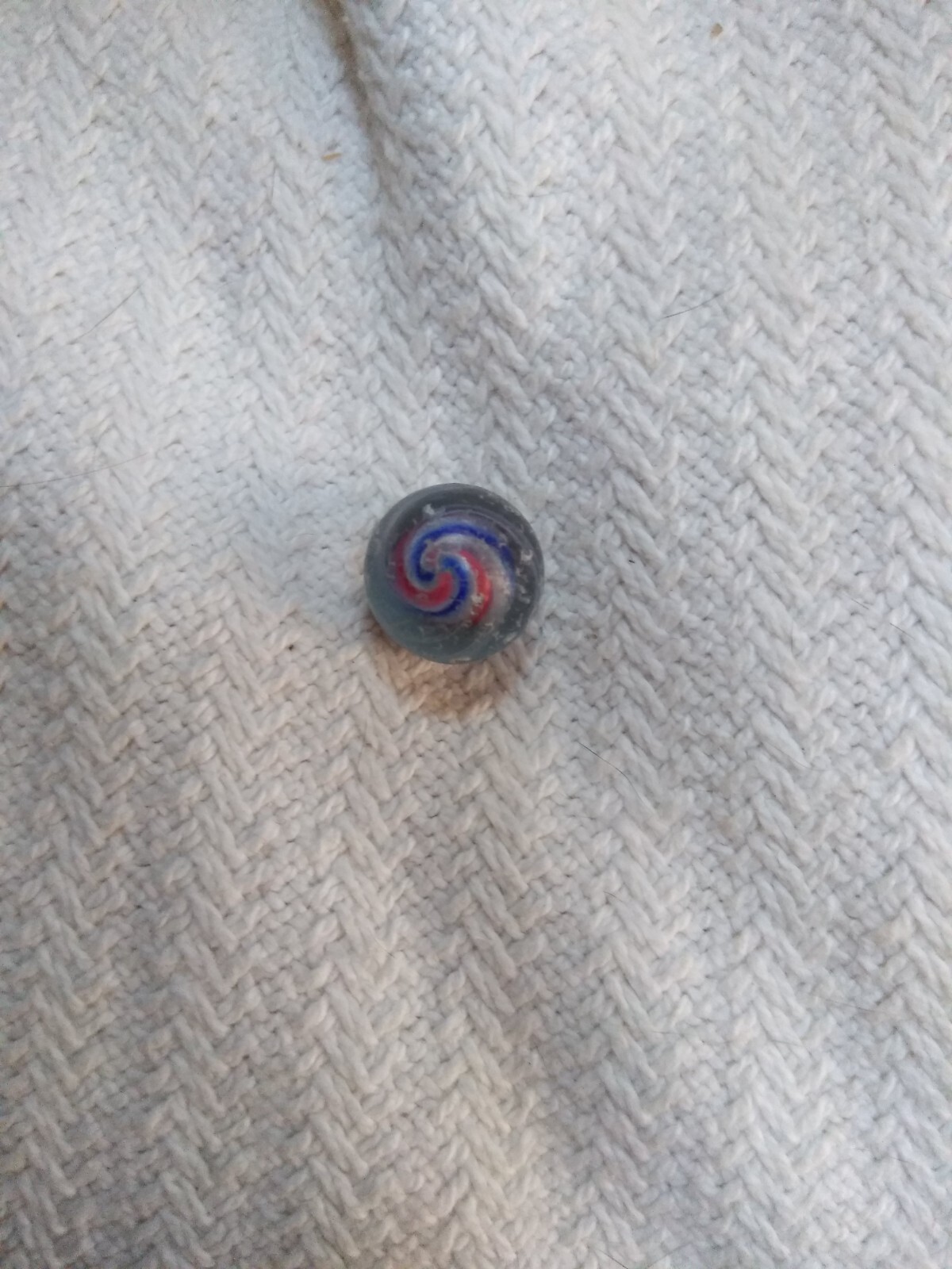 Antique/Vintage Cane-Cut/Spiral/Swirl (German?) Marble (5/8″ d., Used Condition)