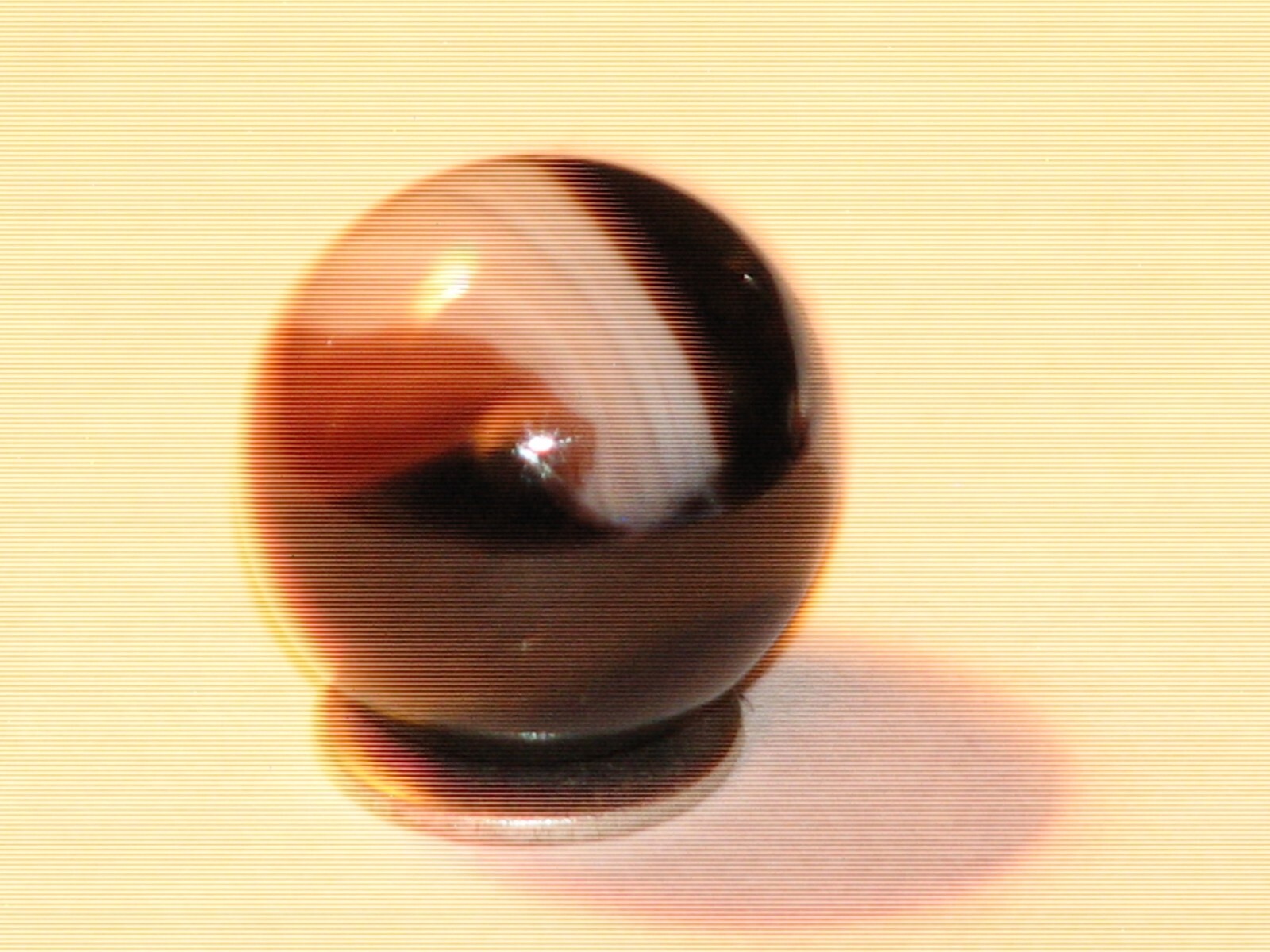 .610 in dia. Akro?, Pelter?, off white and black marble, mint