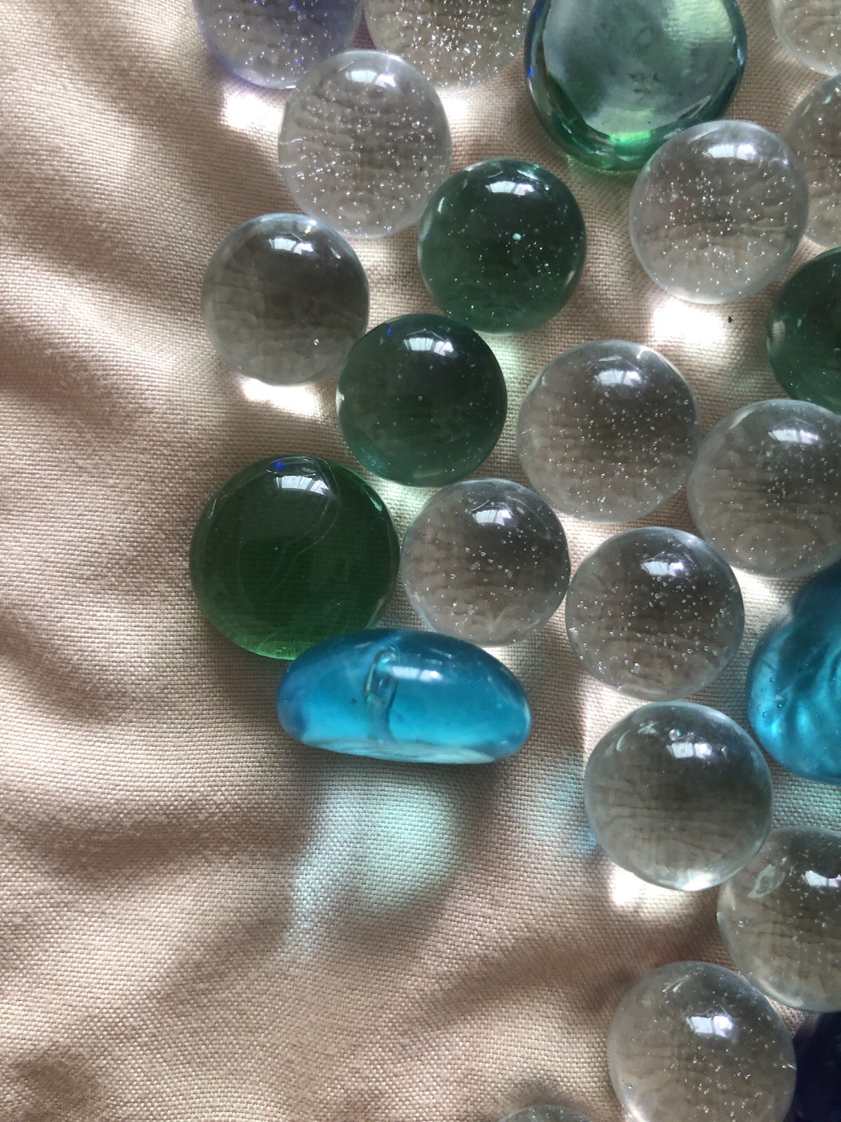 Glass Marbles Assorted Colors and Sizes Lot of 240, Unbranded- 1lb and 15.6 oz
