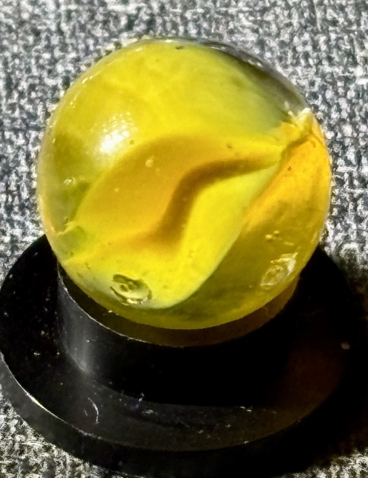 Vitro Pee Wee 4 Vein Saffron Cat’s Eye Marble .47”Some Play Wear See Pics