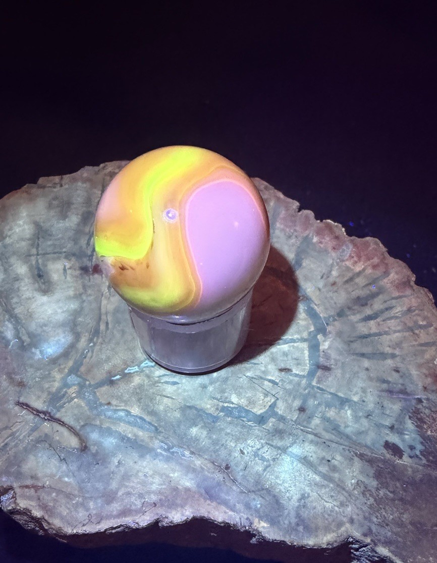 Vtg CAC Christensen Agate Co. Electric Orange Flame Tip Swirl Shooter 23/32-.718
