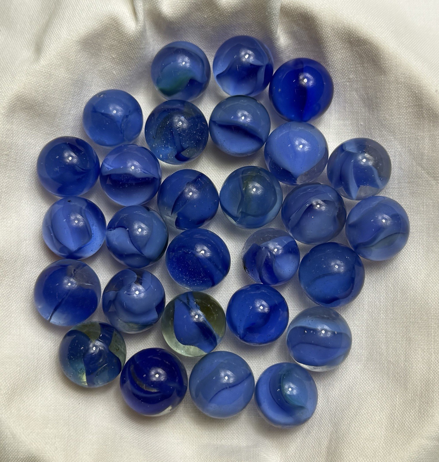 Lot Of 677 Vintage Marbles 6 LBS 21 Varieties Various Sizes Colors Patterns