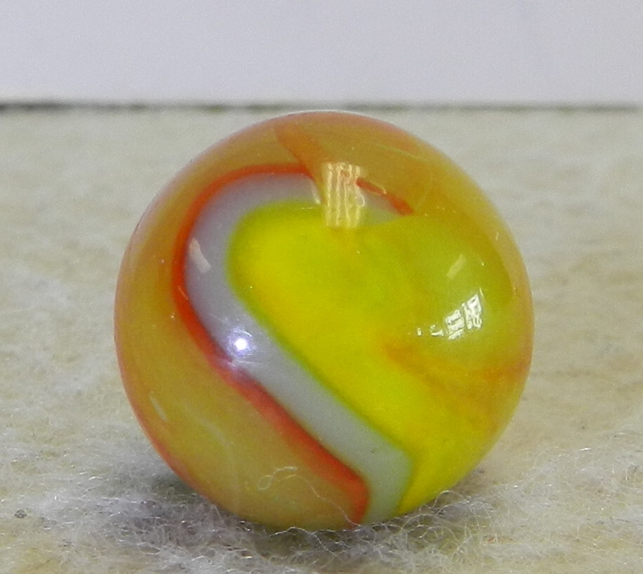 #16662m Nice Looking Vintage Peltier Glass Rainbo Marble .62 Inches Near Mint