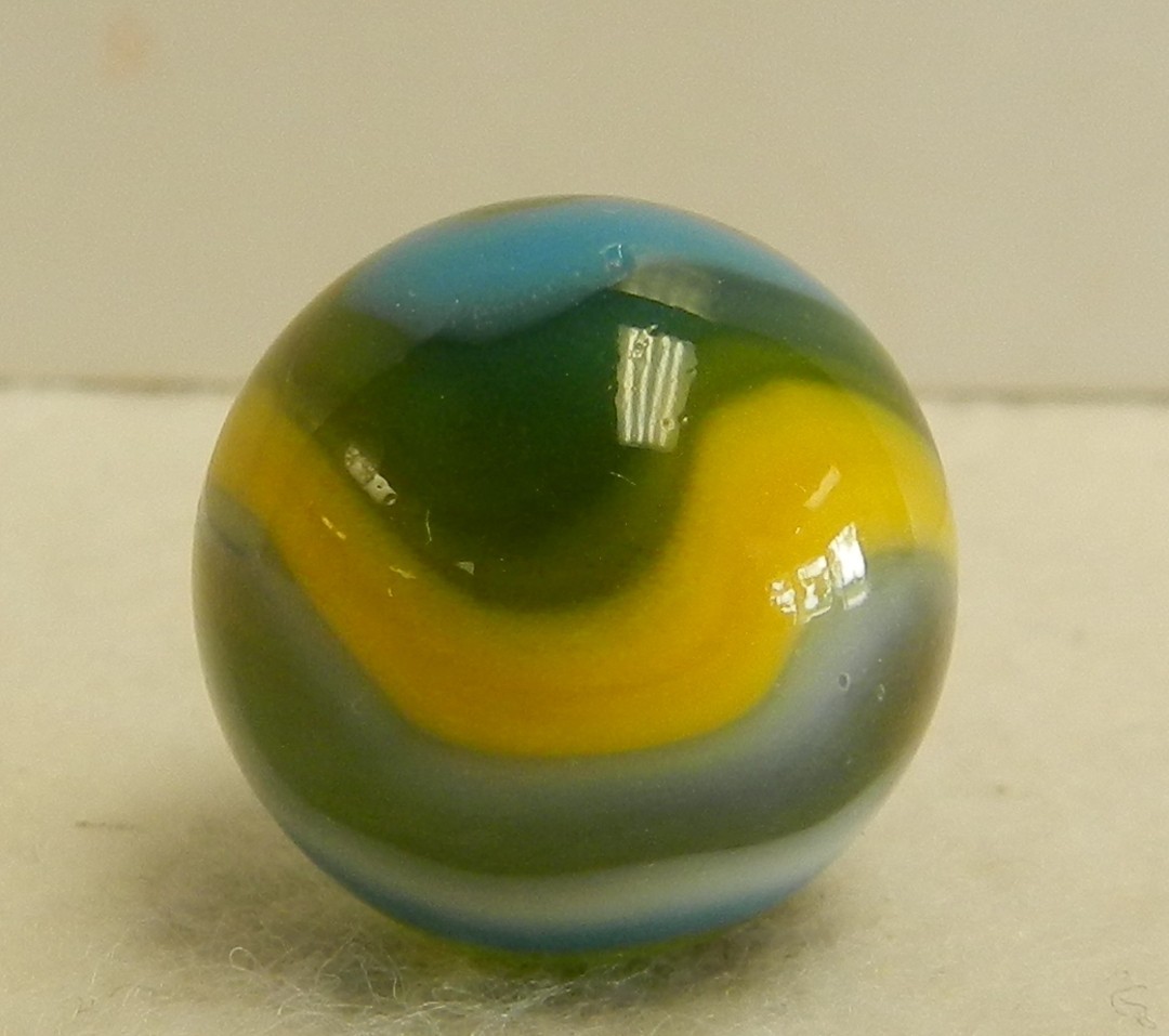 #20986m Nice Vintage Peltier Glass Swirl Marble *Mint* .70 Inches